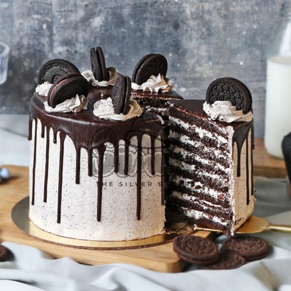 Oreo Cake2 | Simmi Bakers